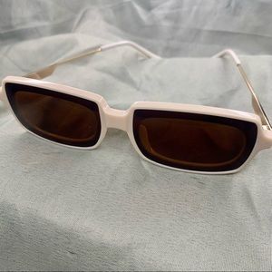 Unisex Stylish Cream Sunglasses with Brown Lenses.